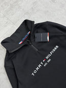 Moletom Meio Zíper PRETO -Tommy Hilfiger